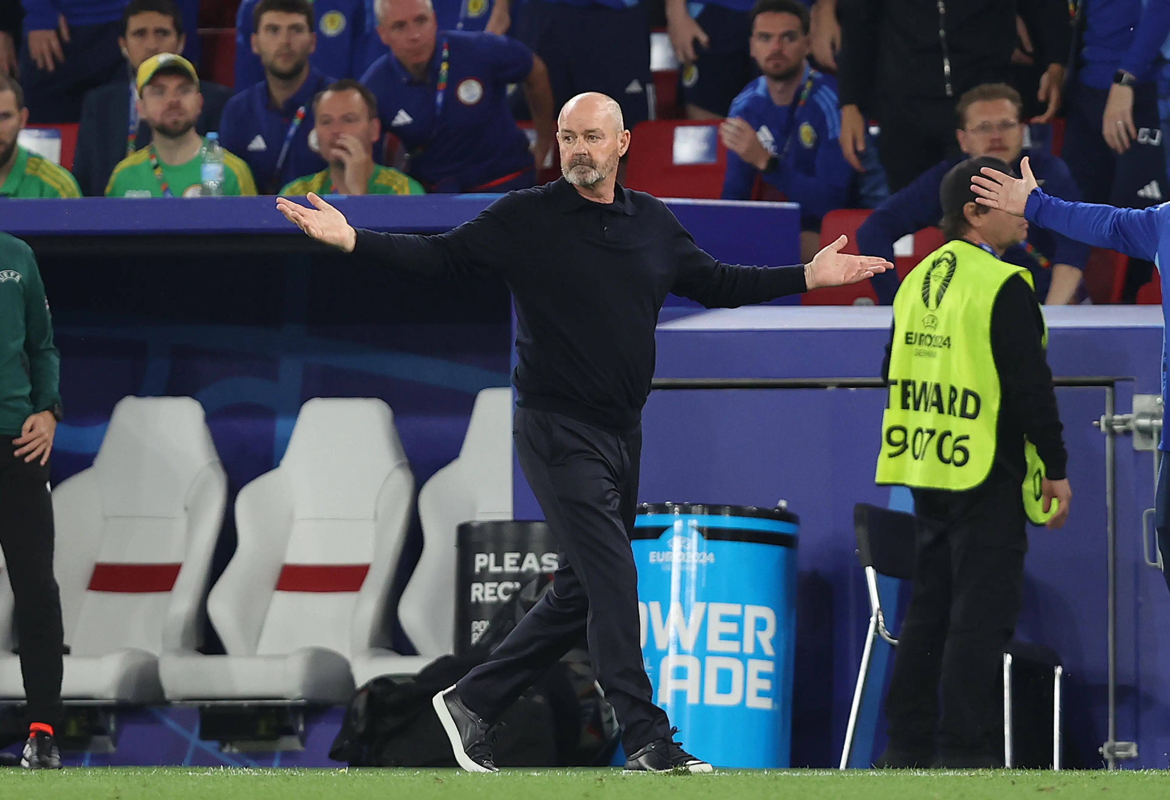 Steve Clarke was unhappy with referee Facundo Tello. [Getty]