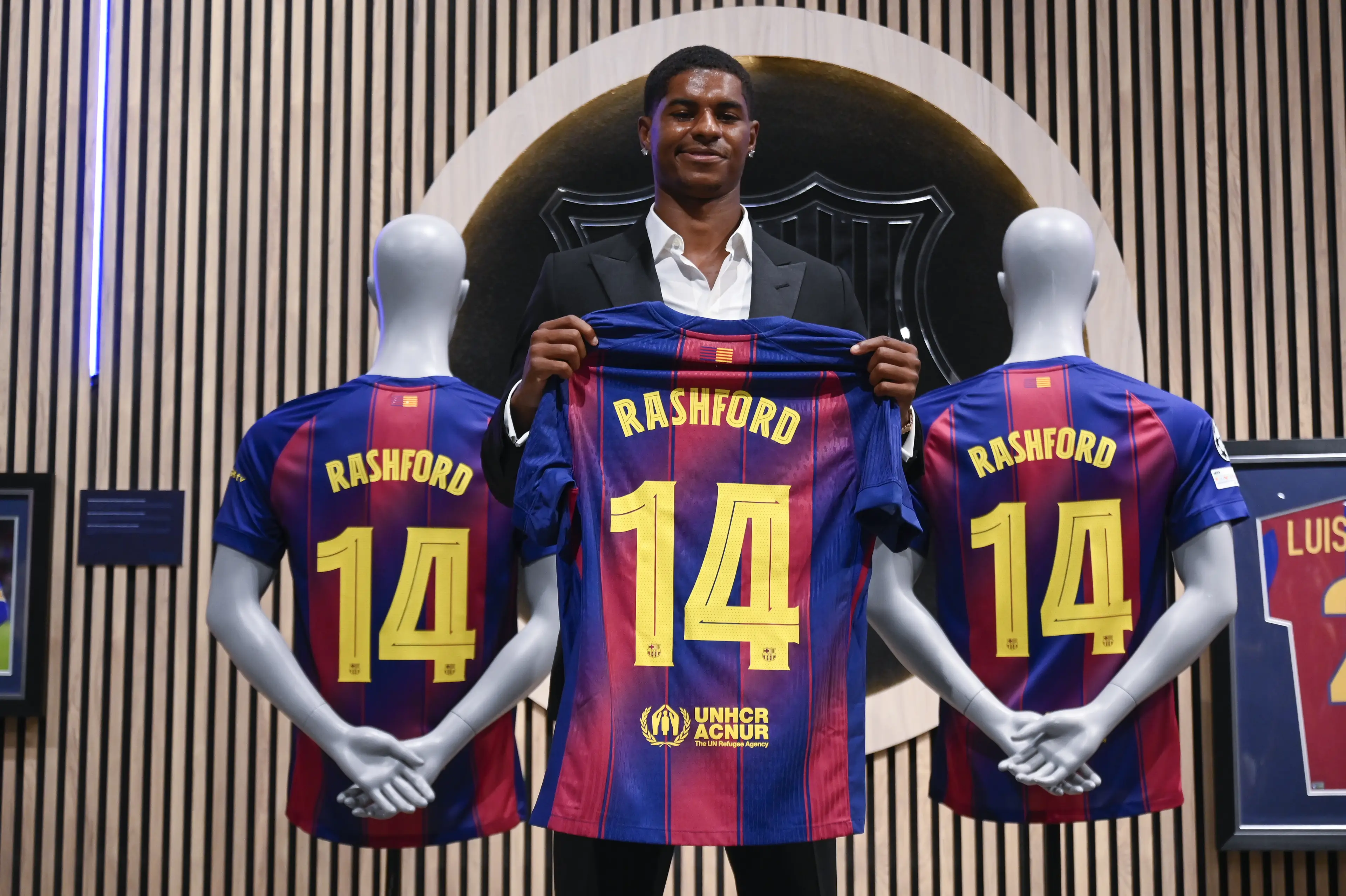 Marcus Rashford at his Barcelona presentation (credit: getty)