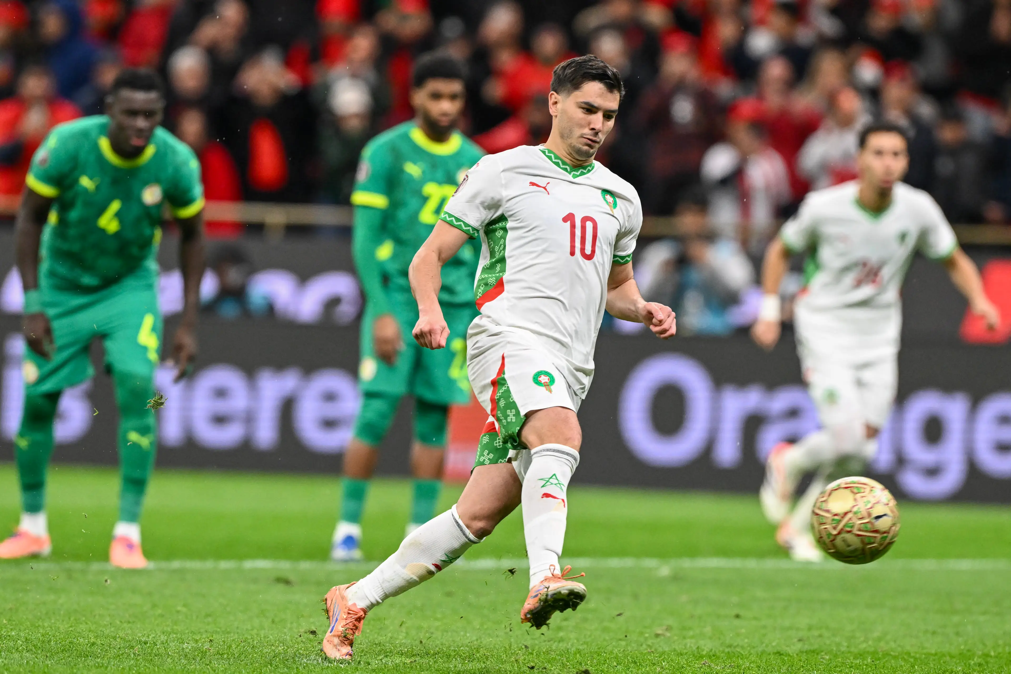 Brahim Diaz missed a penalty in stoppage time. Image: Getty