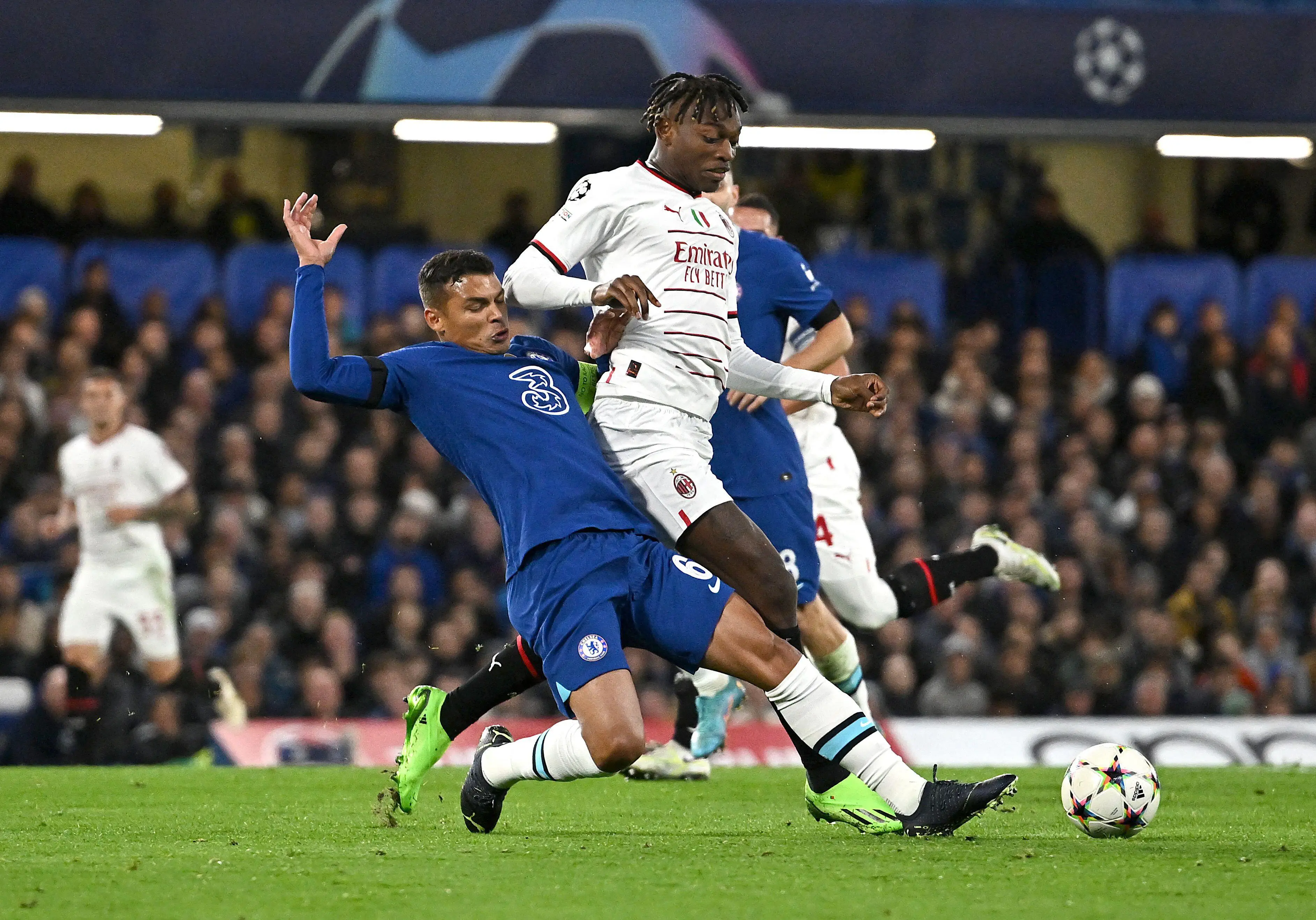 Thiago Silva challenges AC Milan's Rafael Leao at Stamford Bridge. (Alamy)