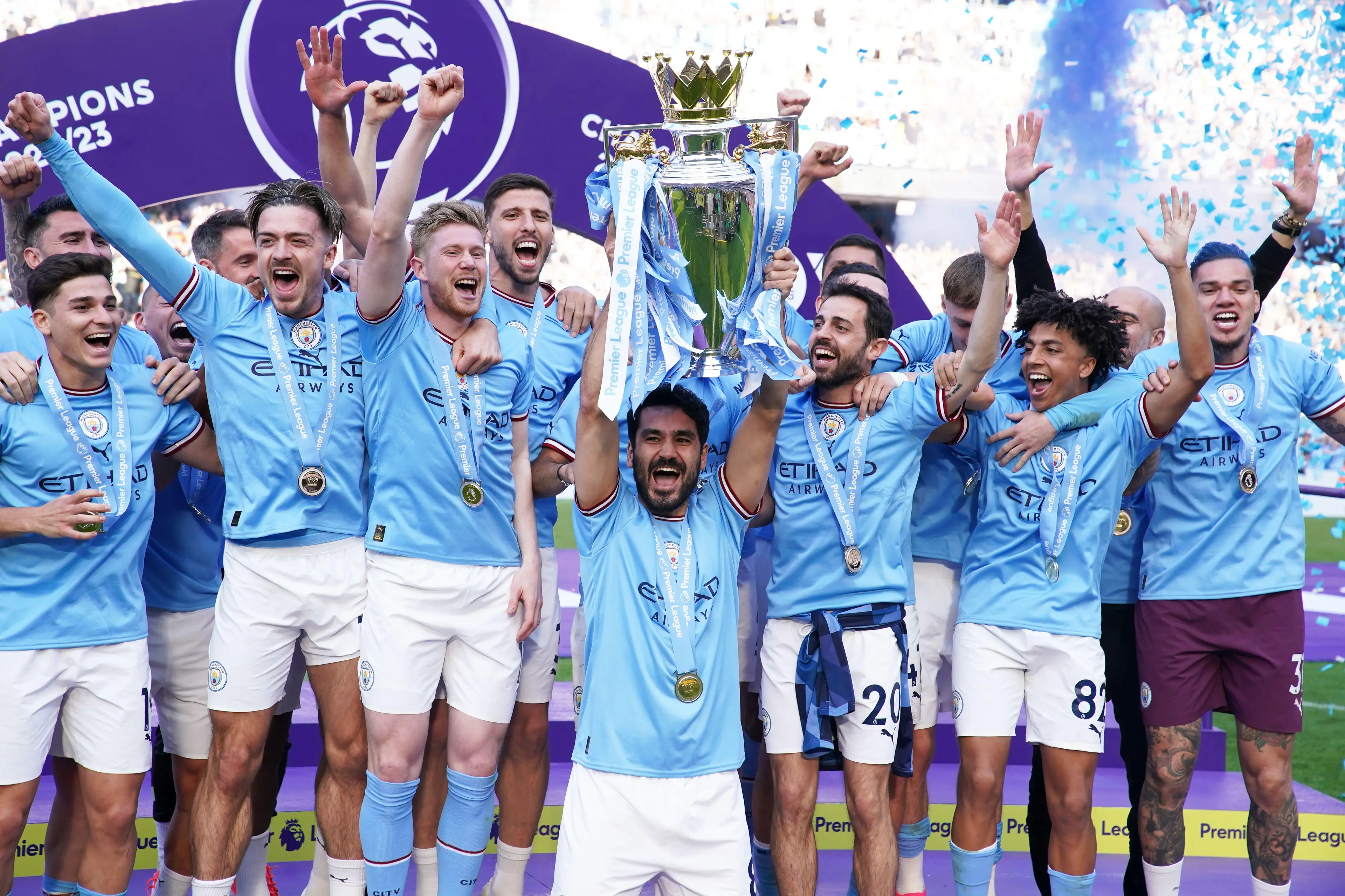 Manchester City celebrate winning the Premier League title. Image: Alamy 