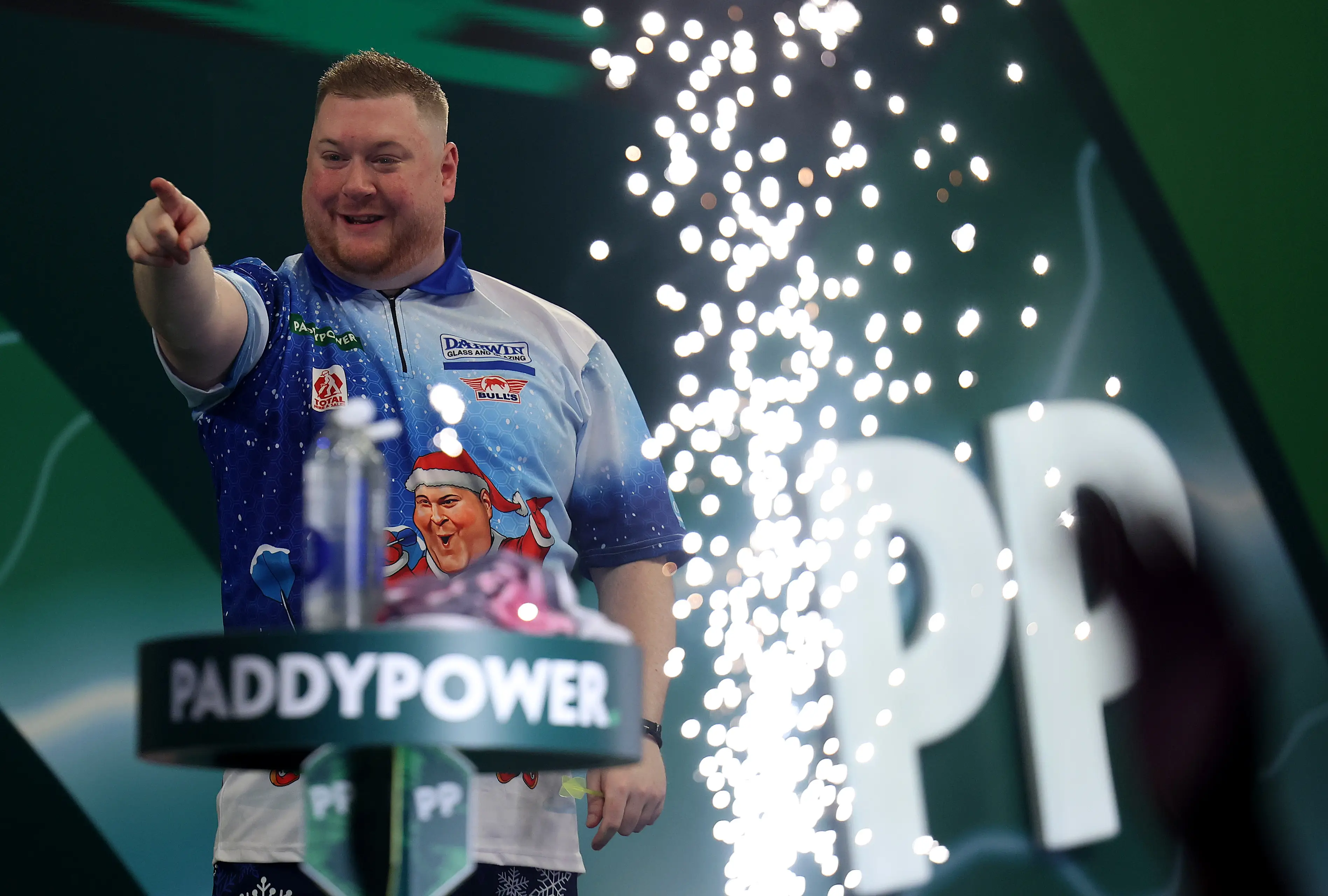 Evans bagged a thrilling victory over James Wade on Monday. Image: Getty
