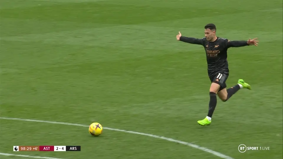 Gabriel Martinelli celebrates his goal against Aston Villa early. Image: BT Sport 
