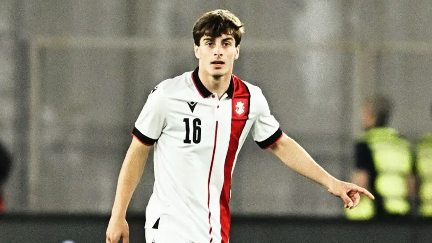 Instagram/fcfutureballers