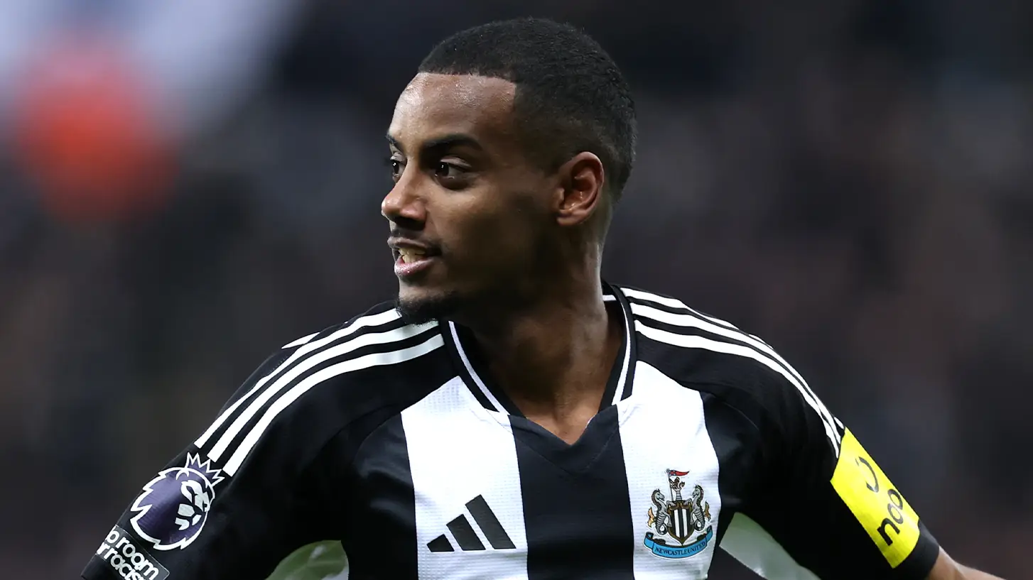 Sky Sports reporter drops Alexander Isak bombshell that has left Liverpool fans furious