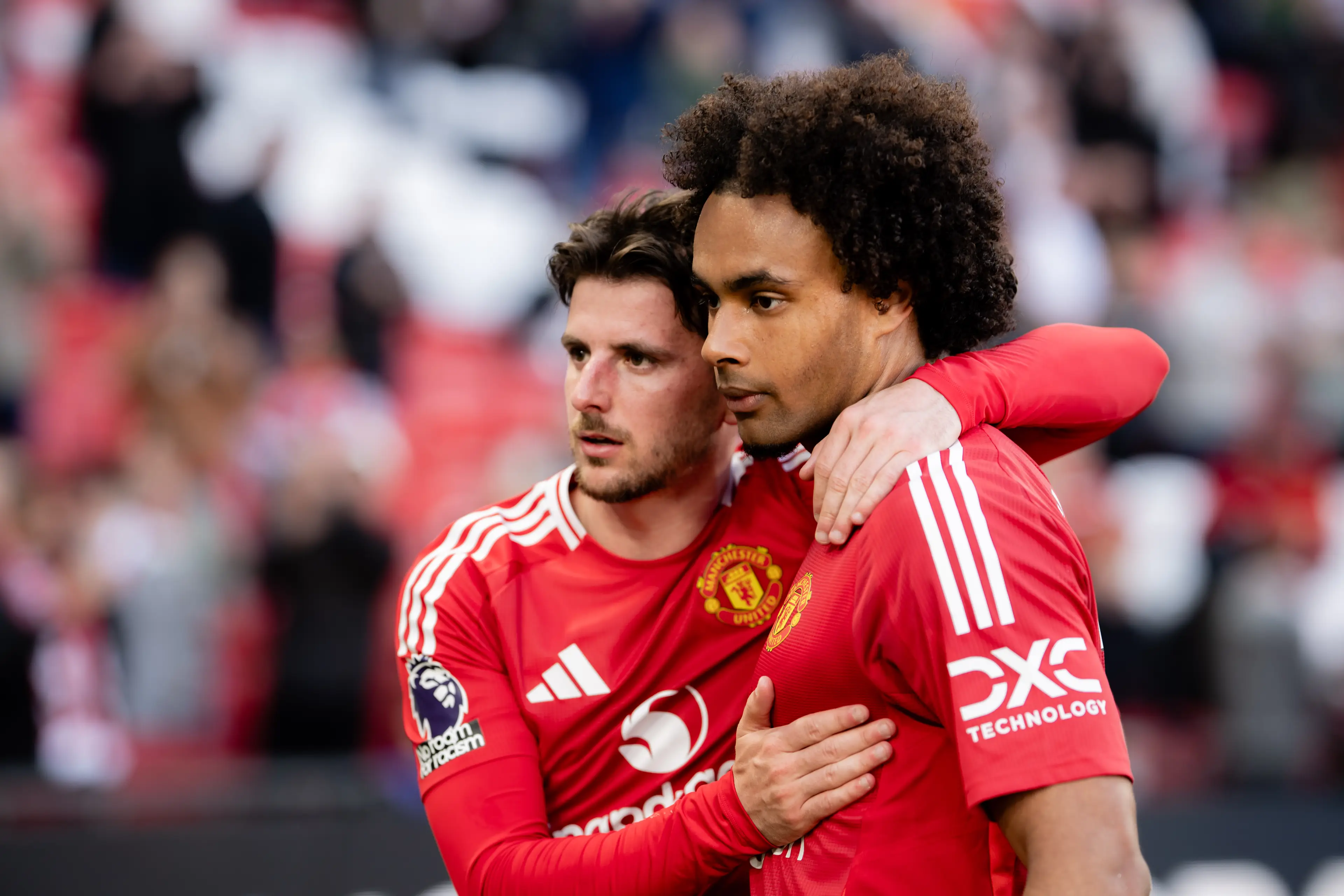 Mason Mount of Manchester United reacts with Joshua Zirkzee at the end of the Premier League match between Manchester United FC and Manchester City FC (Getty Images)