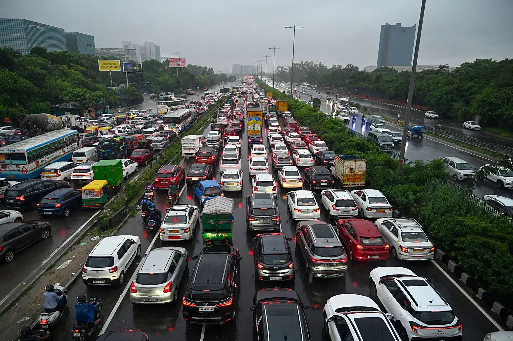 People have been asked to stay at home wherever possible in order to avoid further jams (Parveen Kumar/Hindustan Times via Getty Images)