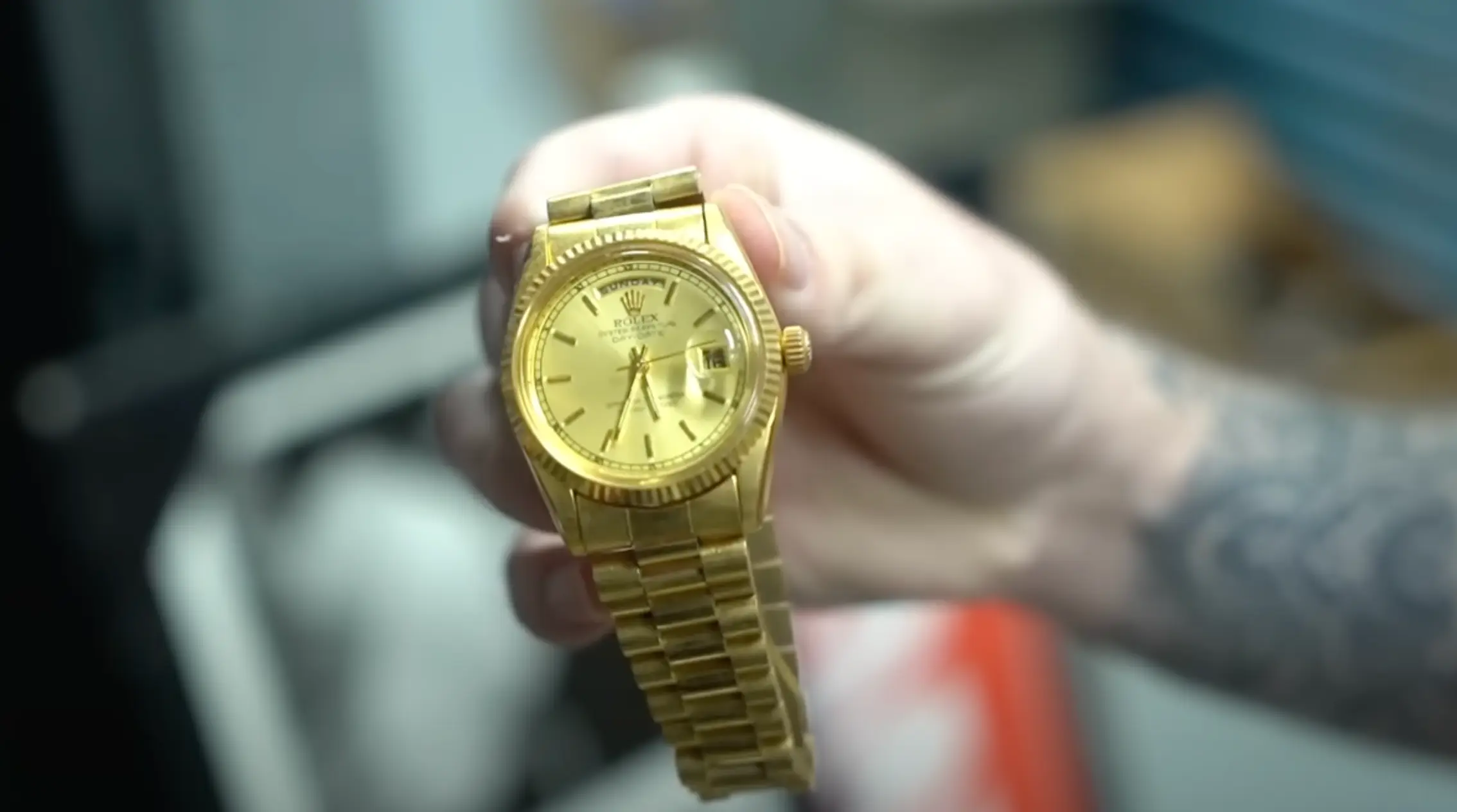 Charlie found a vintage gold Rolex amongst the treasure (penguinz0/YouTube)