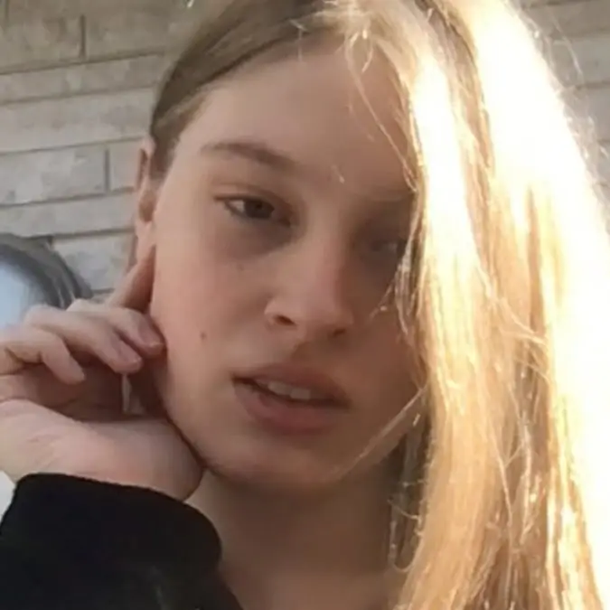  Instagram/@vivllainous