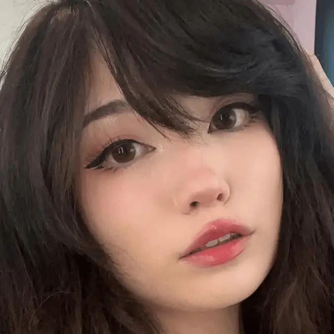 emiru.jpg / Instagram