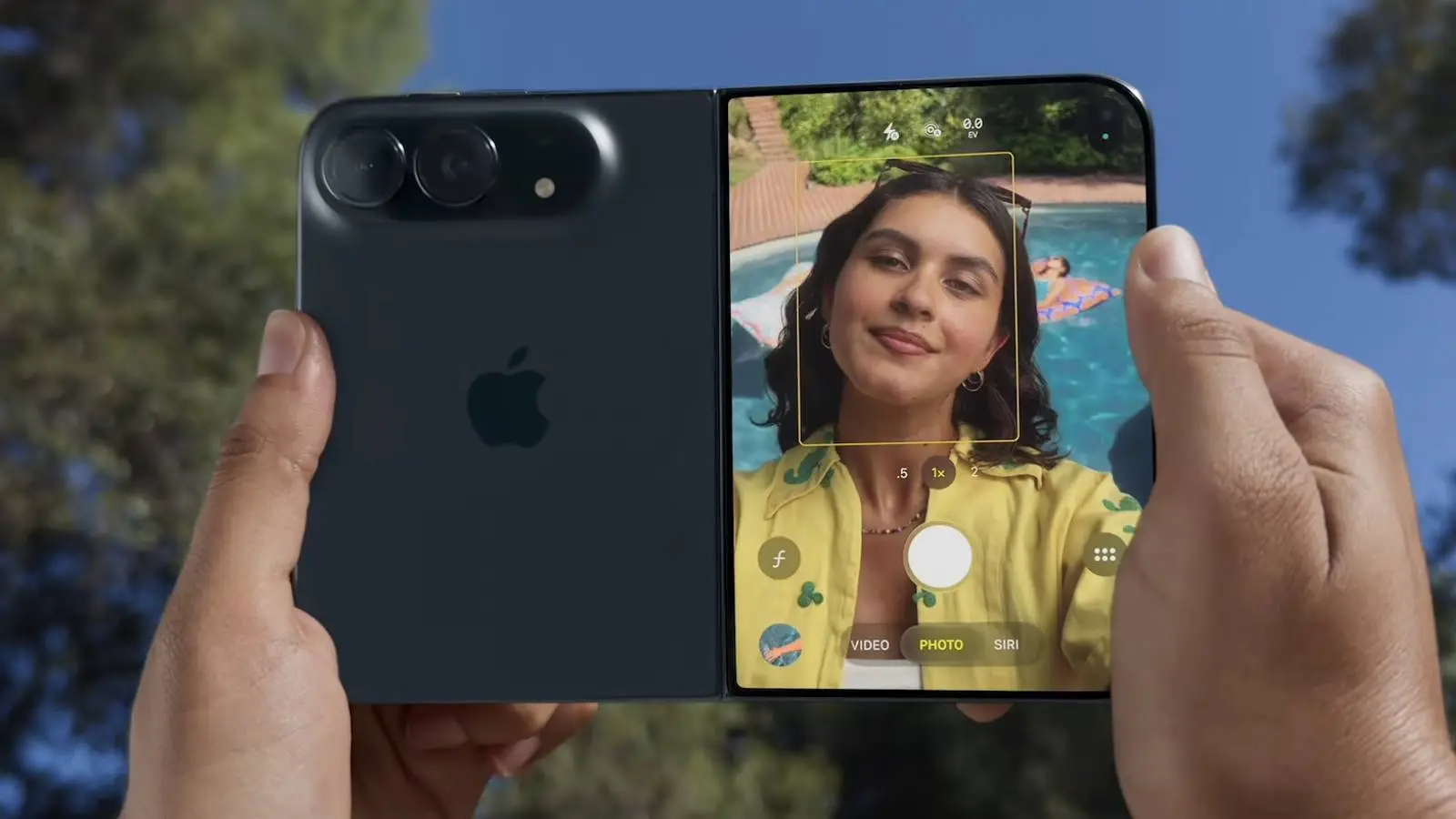 Apple has invested heavily in the Duo's hinge technology (Apple)