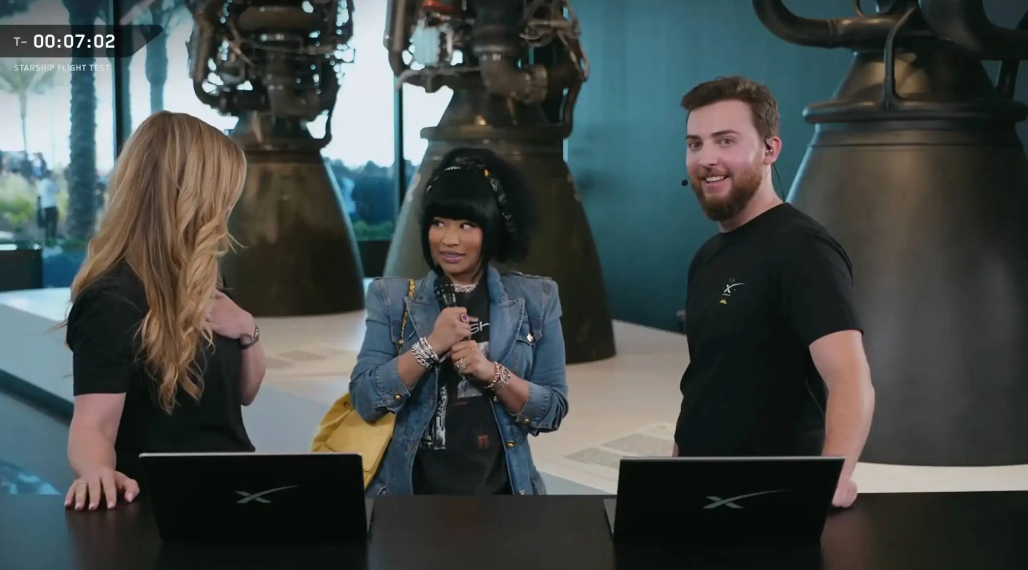 The rapper recently explained how she's lost faith in the Democrats (SpaceX)