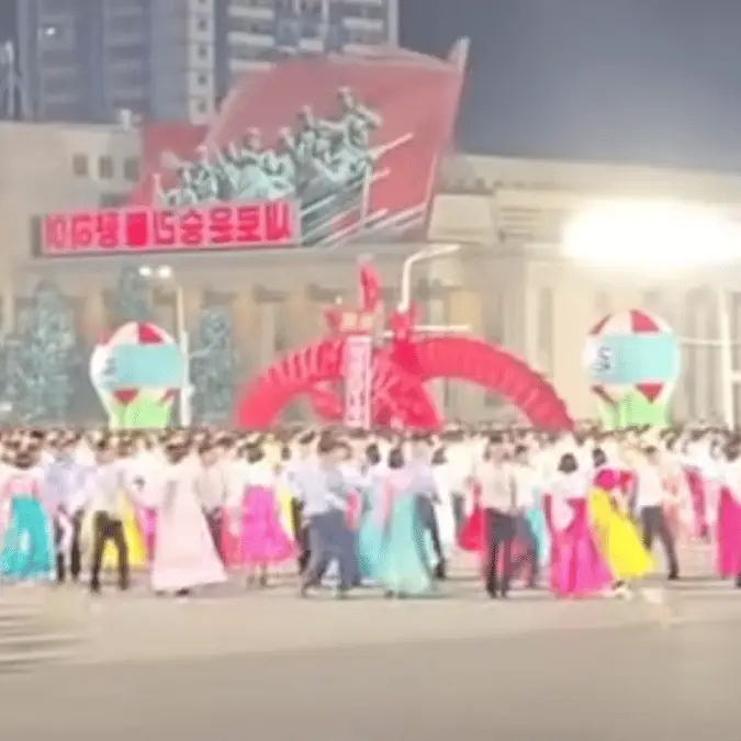 Tourist secretly captures eerie footage of downtown North Korea that leaves viewers mind-blown