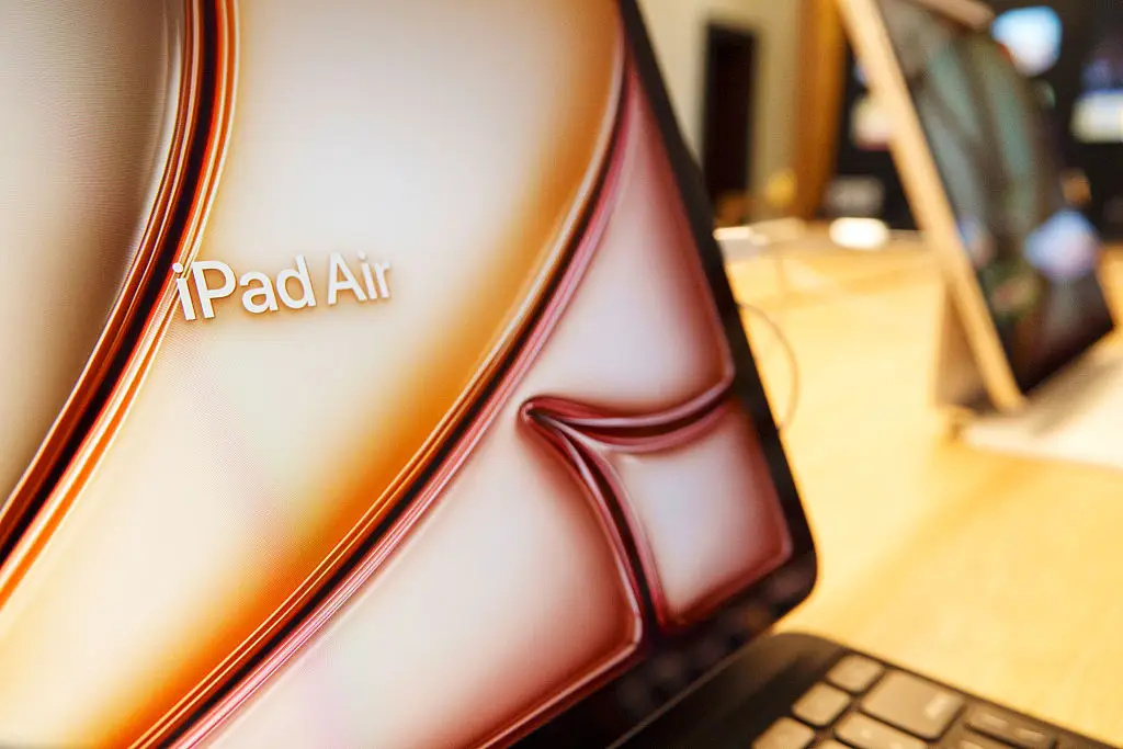 Apple has increased its maximum trade-in estimate for iPads and most Macs (Kevin Carter/Getty Images)