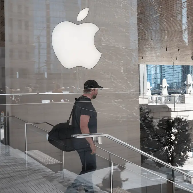 Apple issues urgent warning to 400,000,000 iPhone users with popular app downloaded to act now