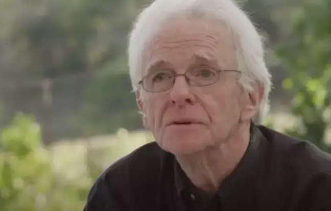 Chuck O'Rear's photograph is widely considered to be the world's 'most viewed photo ever'.