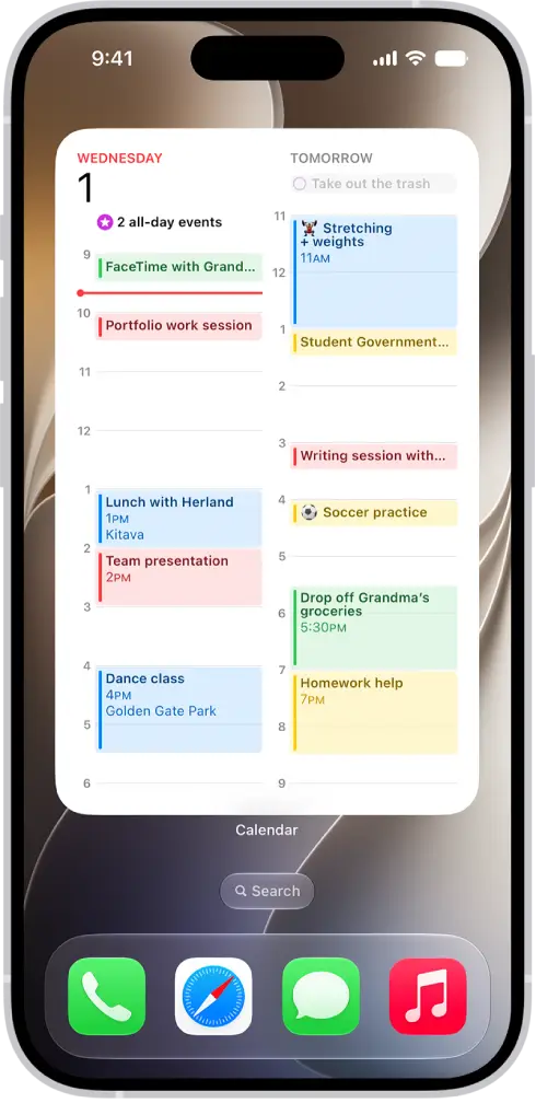 The extra large widgets take over the whole screen (Apple)