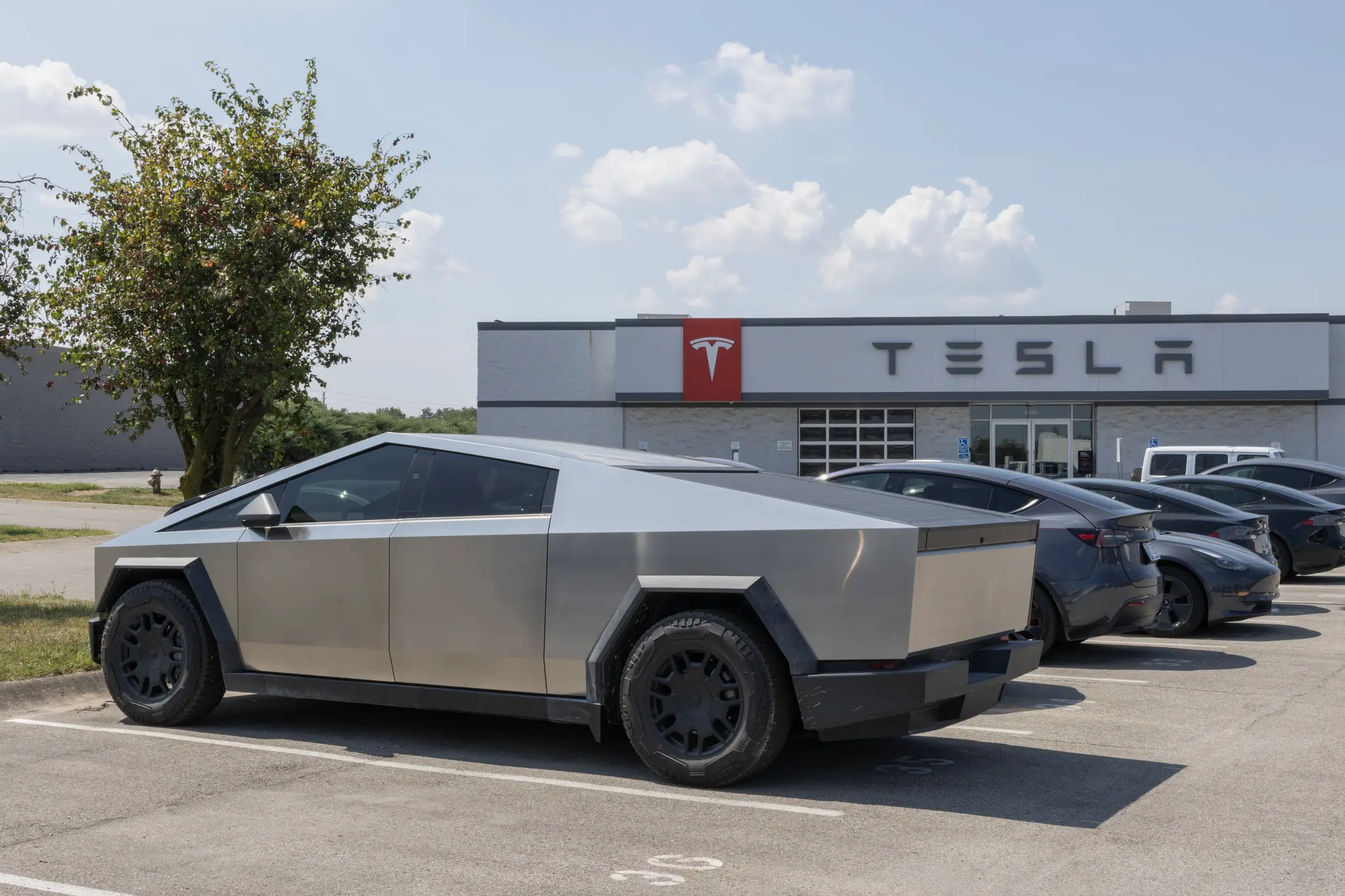 A YouTuber ordered as many Tesla Cybertrucks as possible. (jetcityimage/Getty)