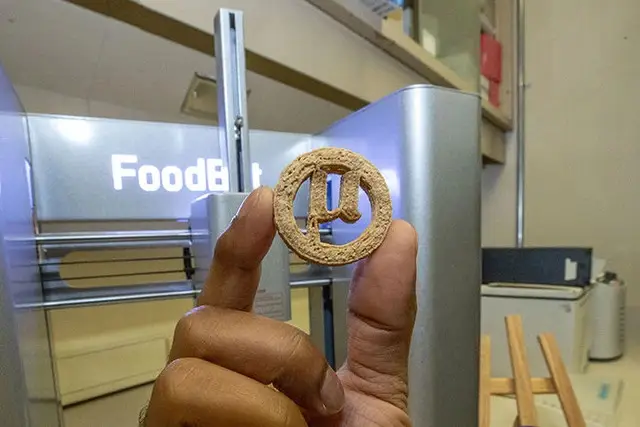 These 3D-printed cookies apparently smell good, but nobody has actually tested their taste quite yet (SIU Carbondale Communications)
