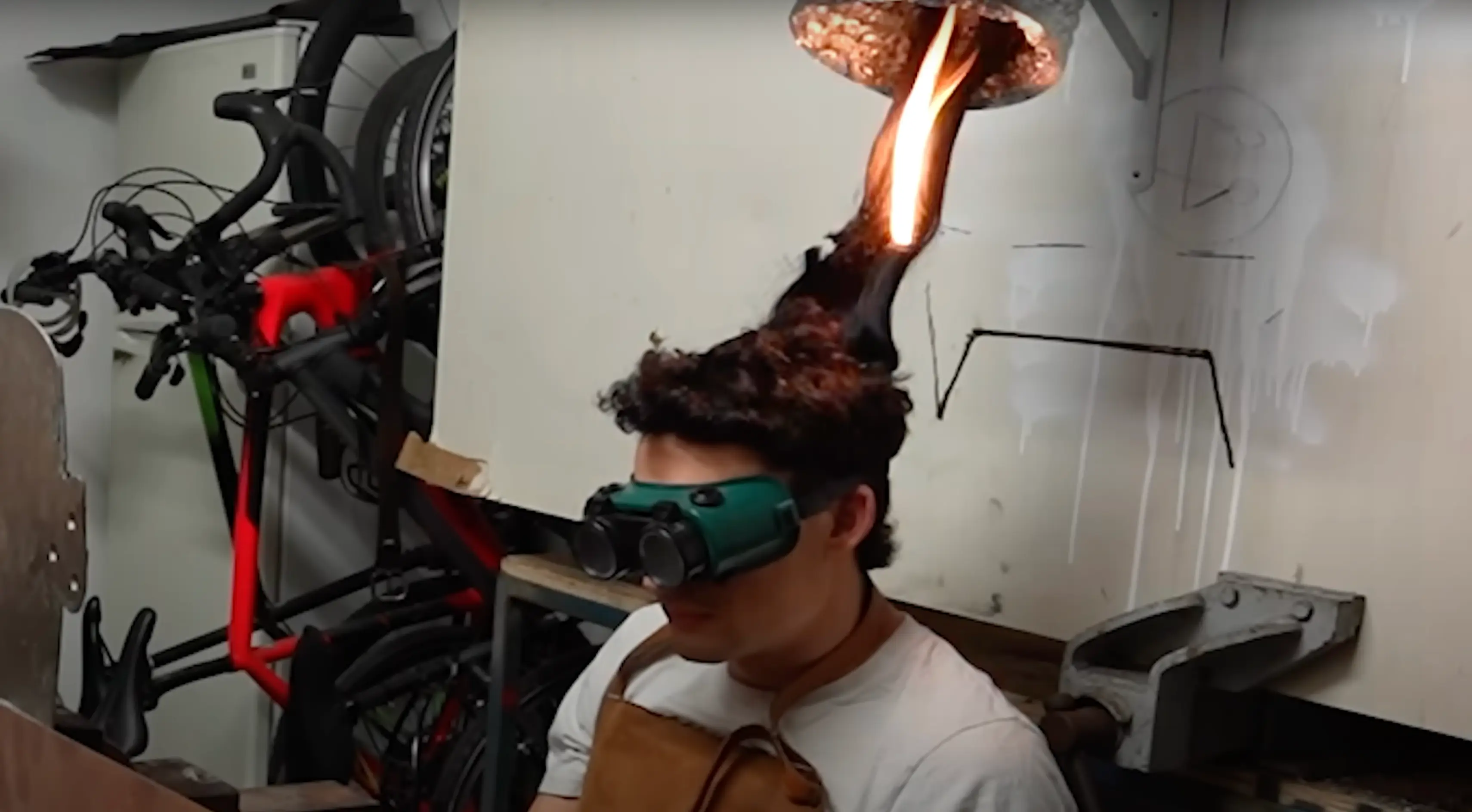 The YouTuber sliced his hair off using a robot laser (YouTube/@Ididathing)