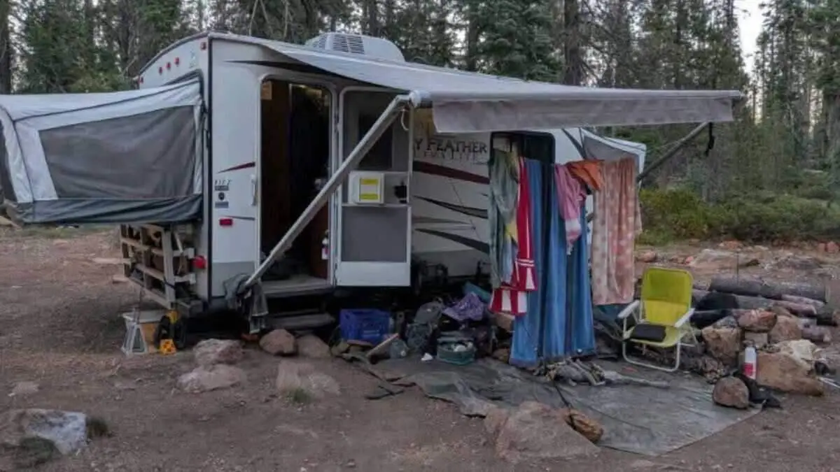 The biologists were reportedly held for hours in a trailer (U.S. District Court for the Eastern District of California)