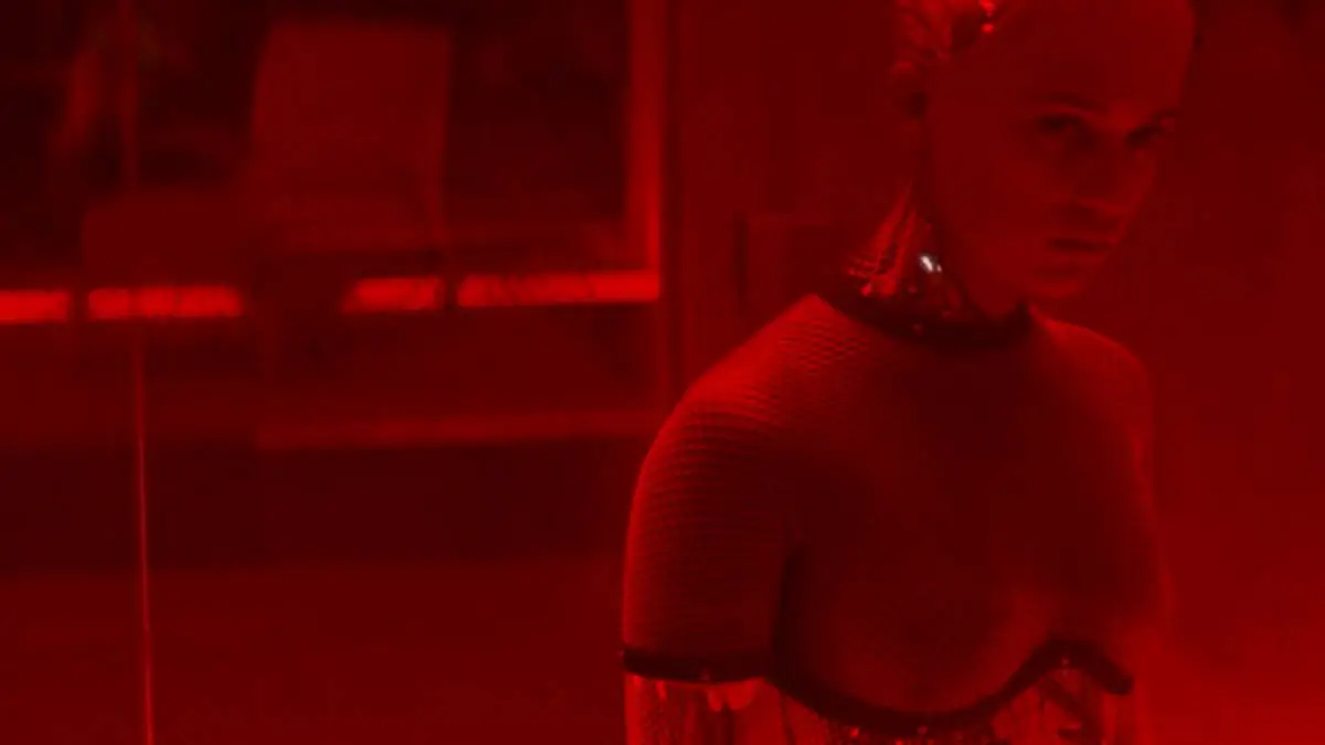 Ex Machina is an Oscar-worthy watch that's leaving Netflix soon (A24)