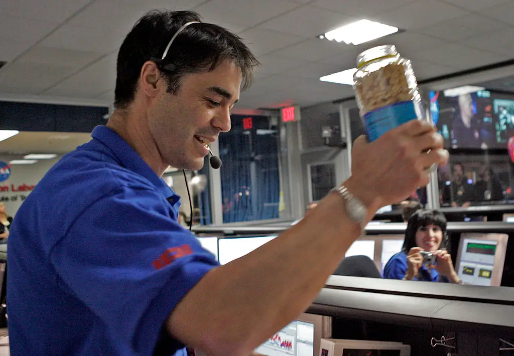 Pool ('Phoenix Mars Lander Arrives On Mars') via Getty images