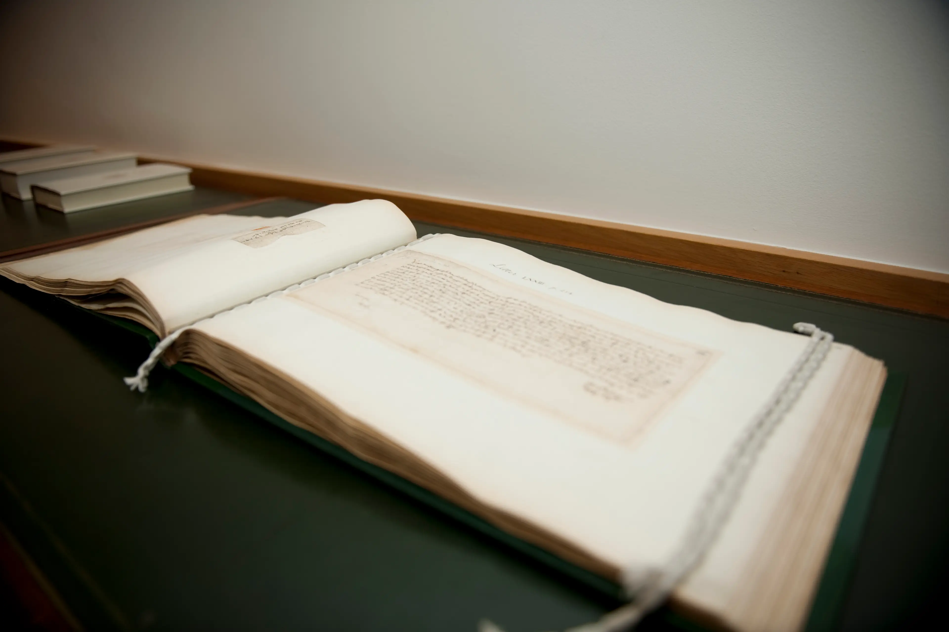 AI has decoded a handwritten love letter from 1477 (MyHeritage)