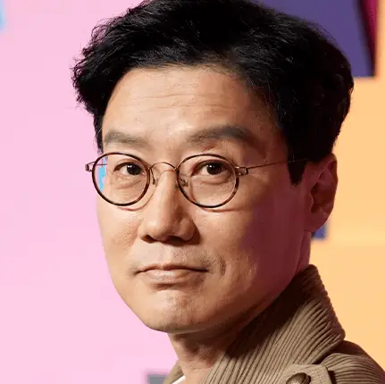 Presley Ann/Stringer/Getty / MrBeast/Instagram