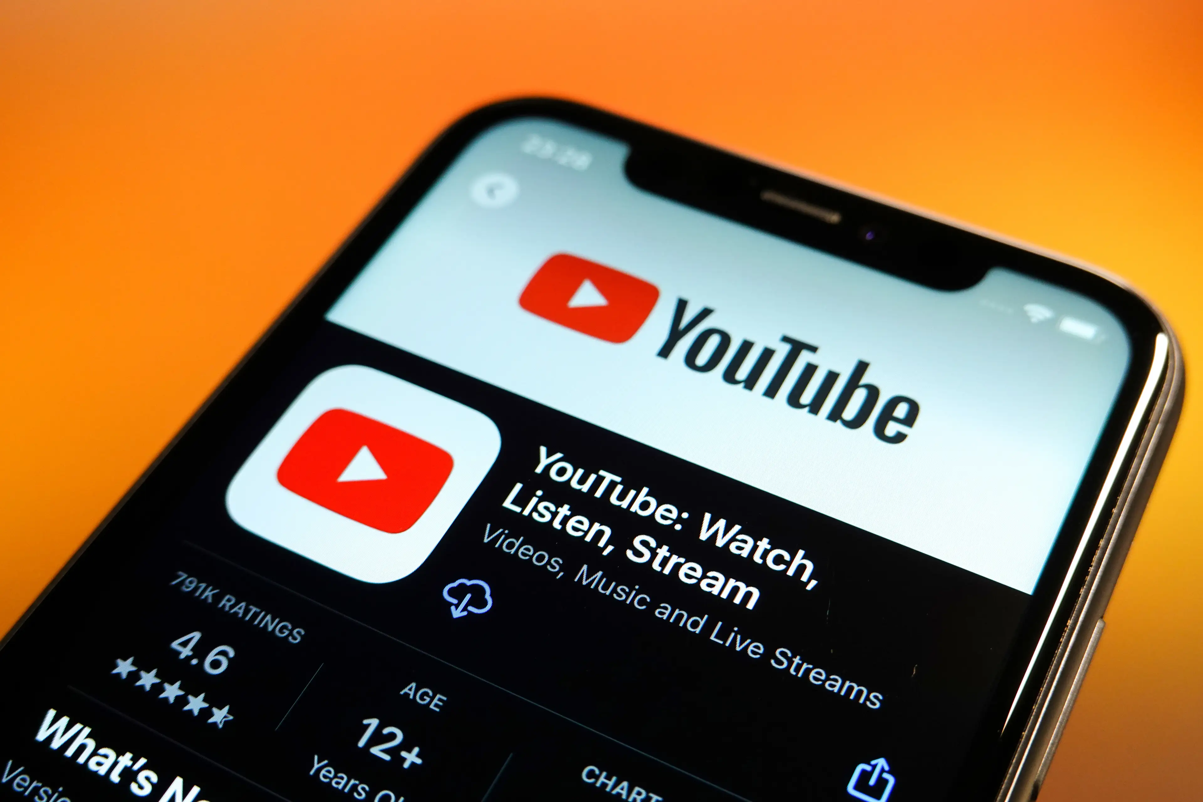 YouTuber were testing the sleep timer for Premium customers earlier this year (SOPA Images/Contributor/Getty)