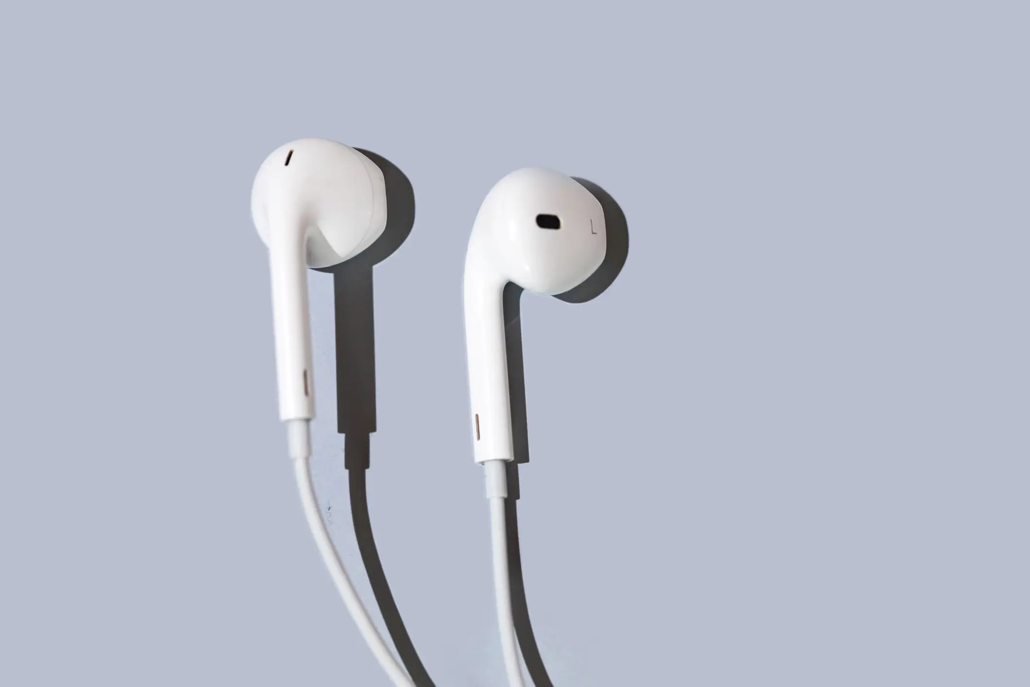 EarPods might be soon discontinued (DBenitostock/Getty Images)