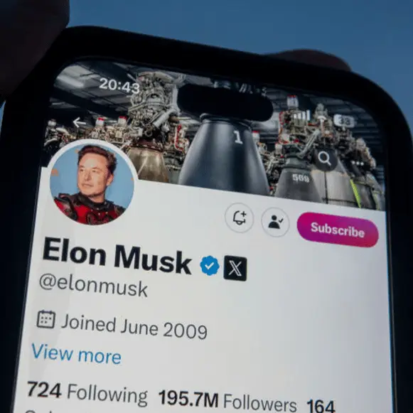 Elon Musk wiped $14,000,000,000 off Tesla's value with this seven word tweet
