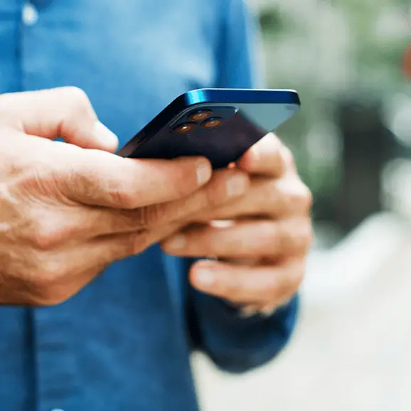 iPhone owner warns others of ‘sophisticated’ phishing attack that blew up his phone with notifications