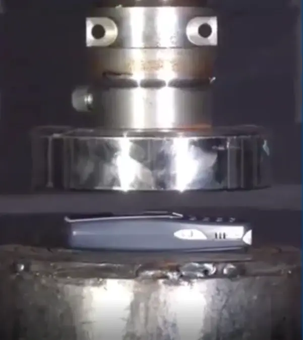 Nokia phones are recognised by their insane durability /u/Green____cat/Reddit