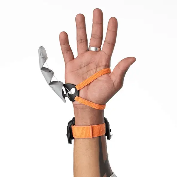 Dani Clode Design & The Plasticity Lab / Cambridge University / Youtube