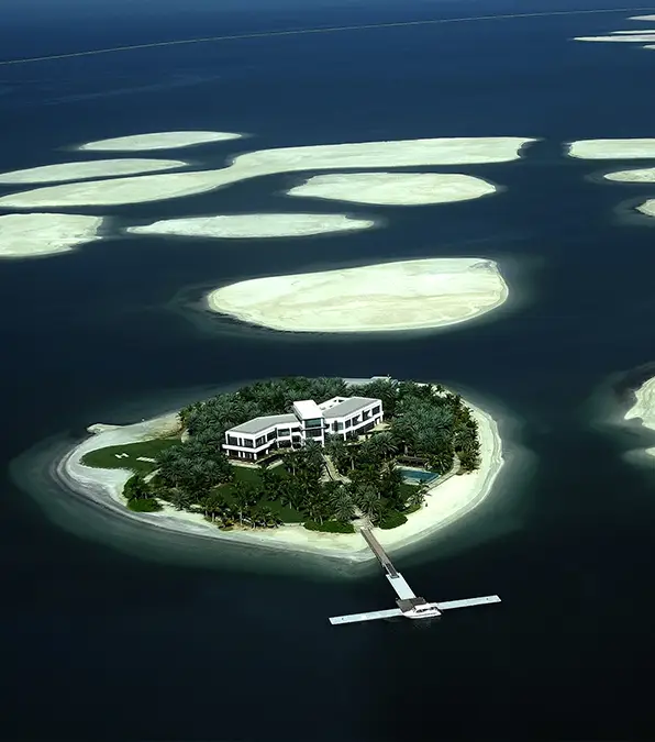 Dubai's manmade islands now resemble an eery ghost town / MARWAN NAAMANI/AFP/Getty Images