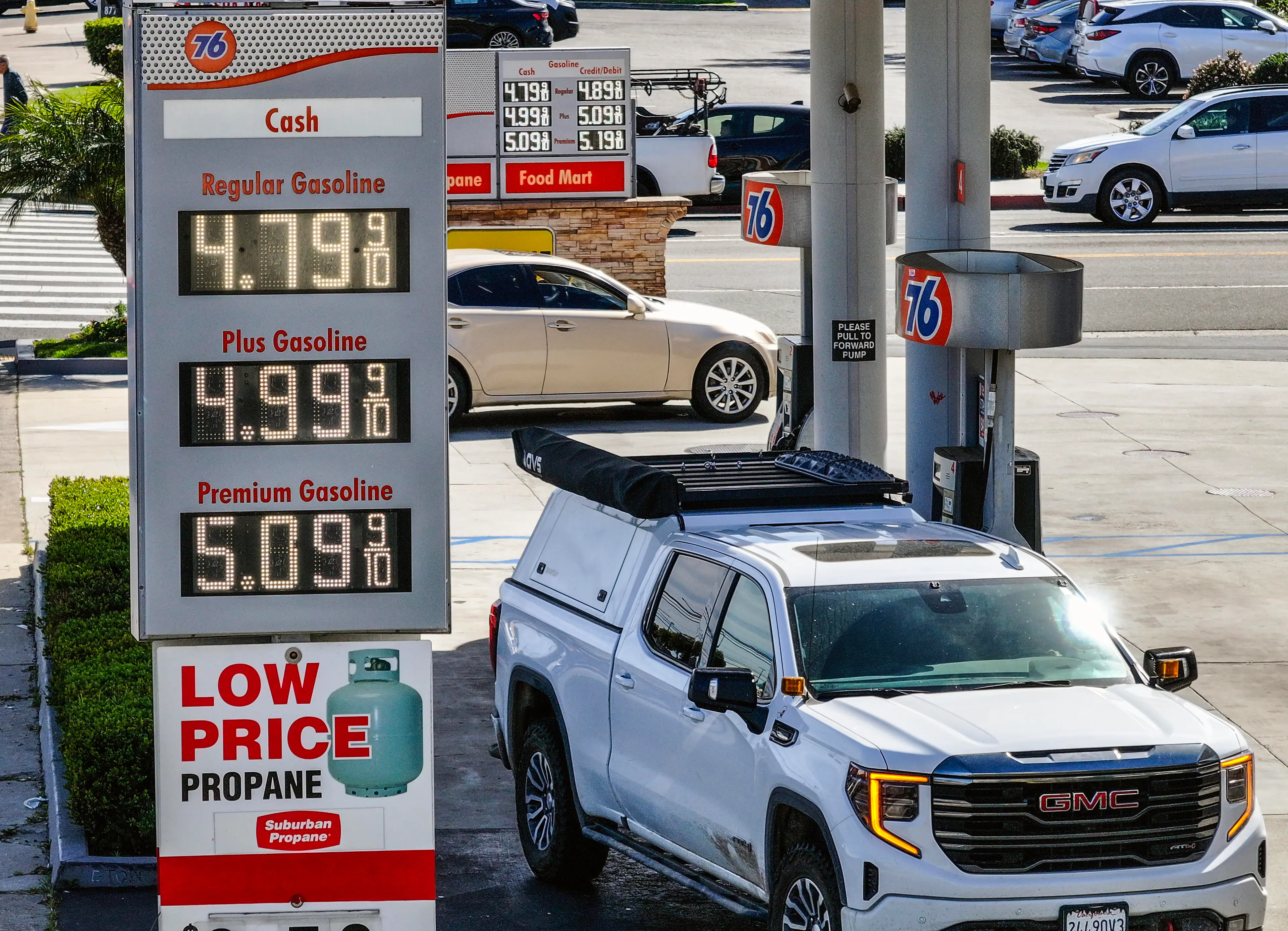 The US is seeing the effects of the Iran conflict on their wallets as gas prices spike (Jeff Gritchen/MediaNews Group/Orange County Register via Getty Images)