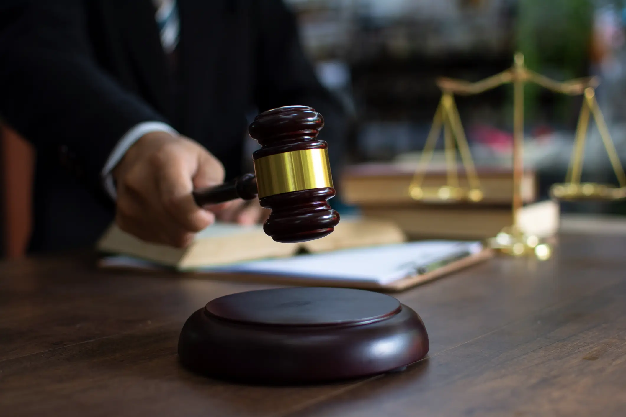 The mistake led police to an innocent man who was charged for crimes he didn't commit (seksan Mongkhonkhamsao/Getty Images)