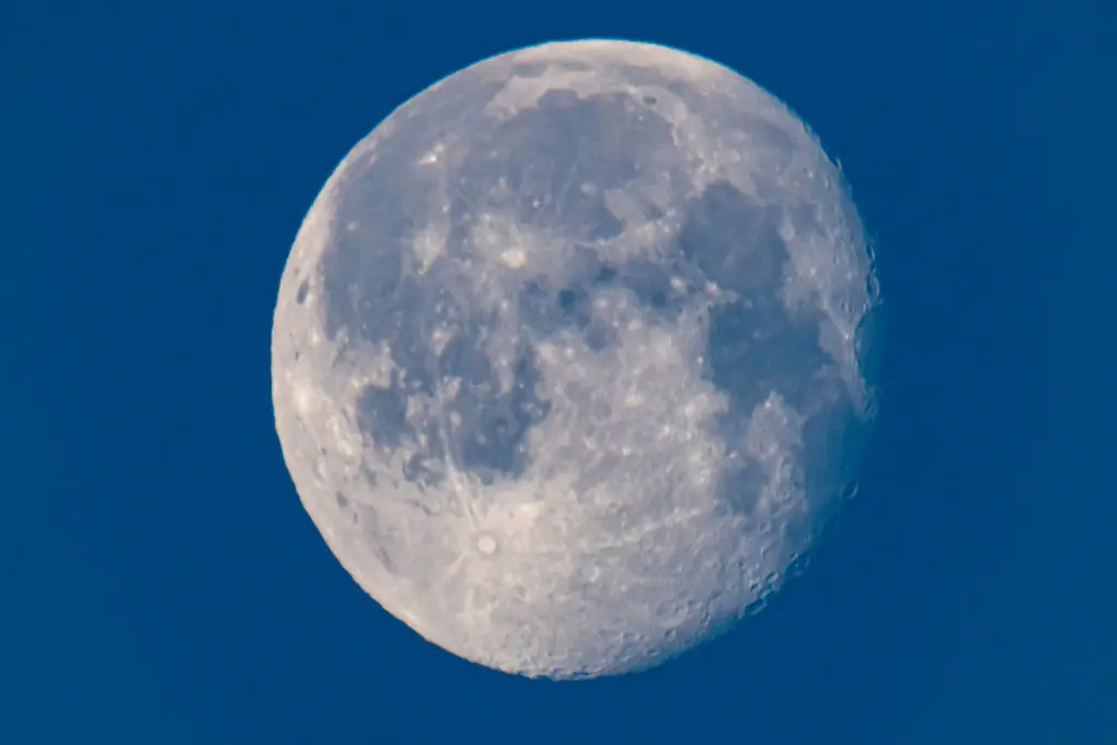 The Gregorian calendar follows the solar dating system in line with the Moon (Nicolas Economou/NurPhoto via Getty Images)