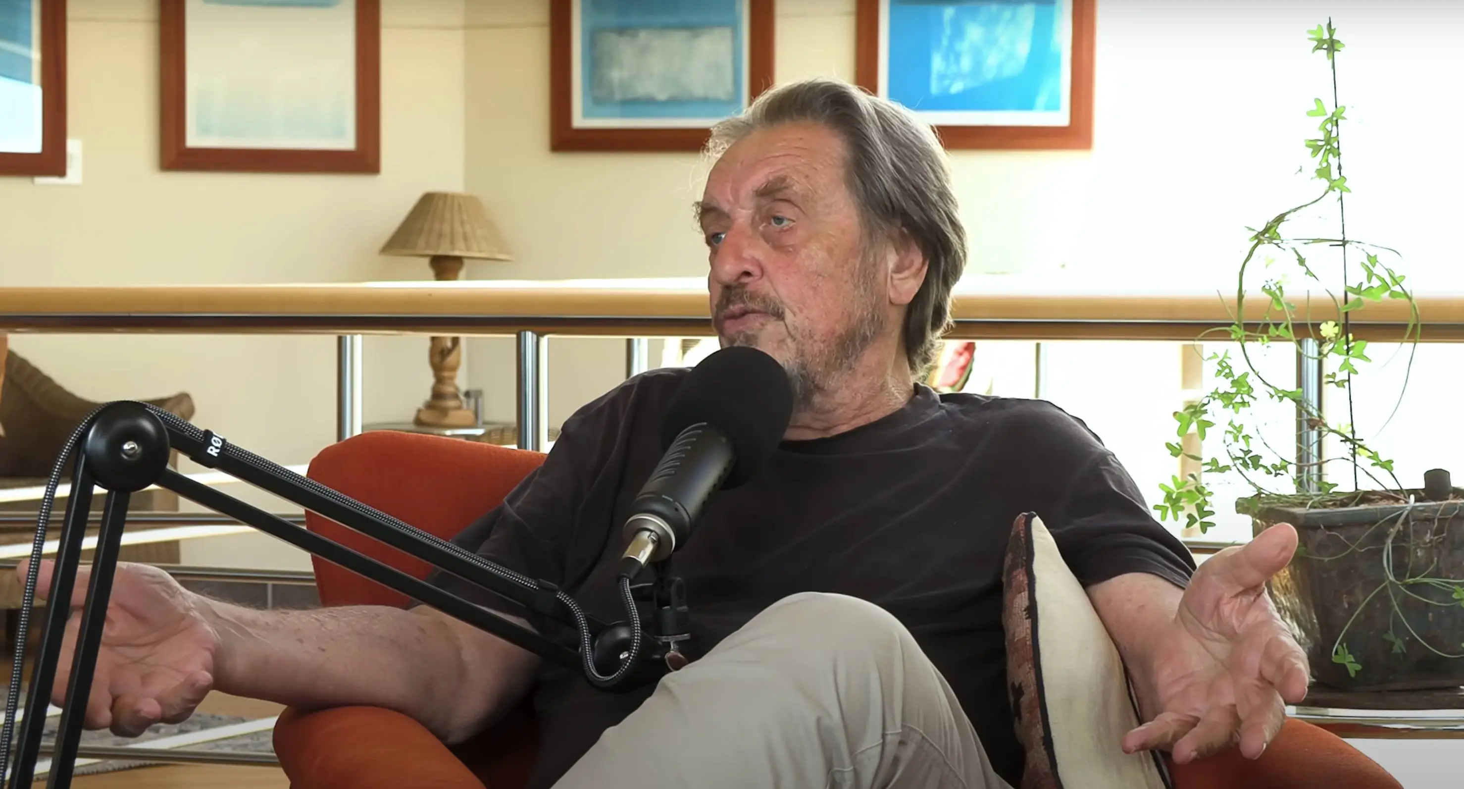 Errol Musk isn't holding back when asked about his son's parenting style (YouTube / Wide Awake Podcast)