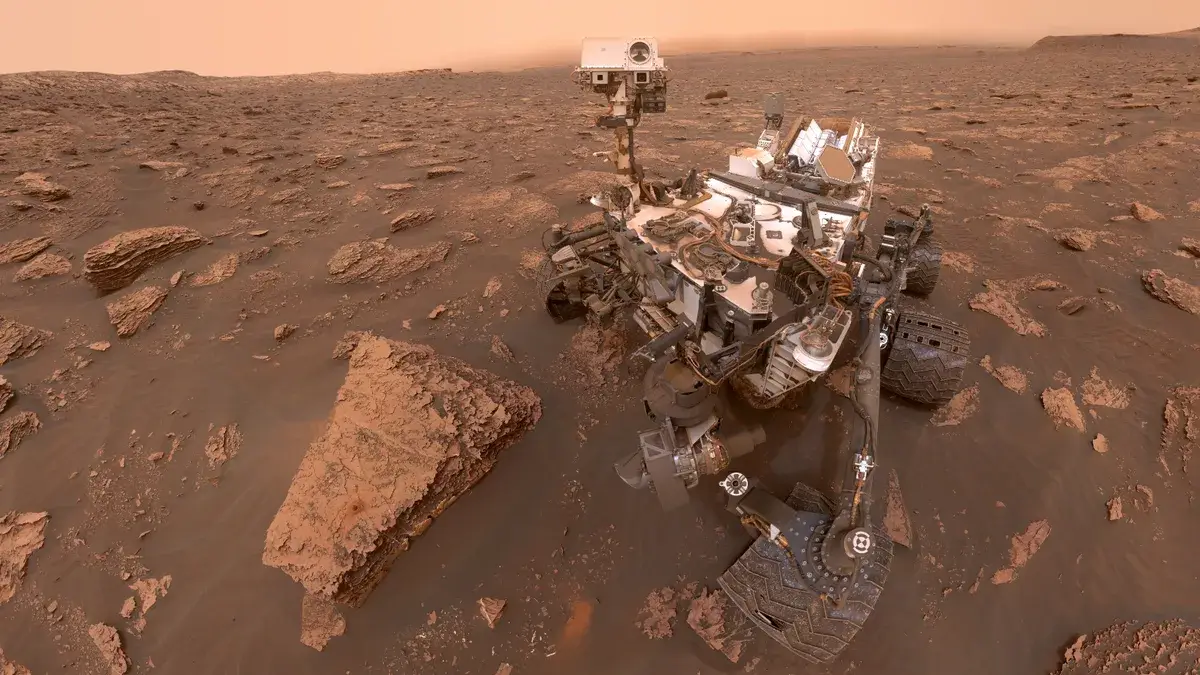 The Curiosity rover found the rock on Mount Sharp (NASA/JPL-Caltech)