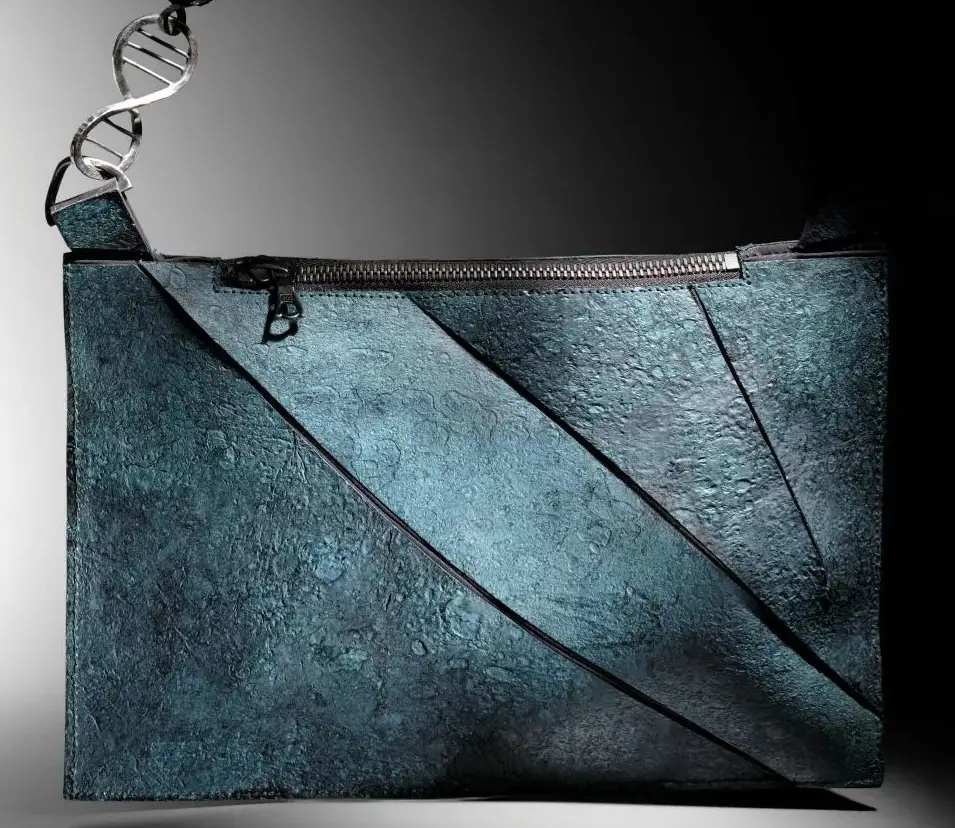 A luxury bag made from 'T Rex Leather' was recently available for auction, although it went unsold (Drouot/Giquello/Enfin Levé)