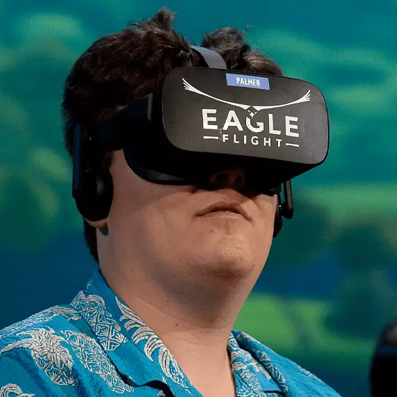 Palmer Luckey/Kevork Djansezian / Stringer
