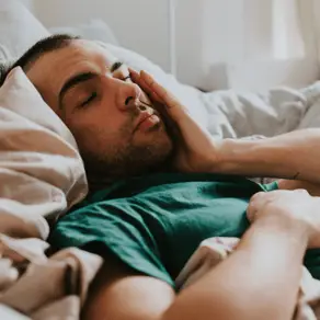 iPhone user urges people to change this new setting after noticing they were sleeping through all their alarms