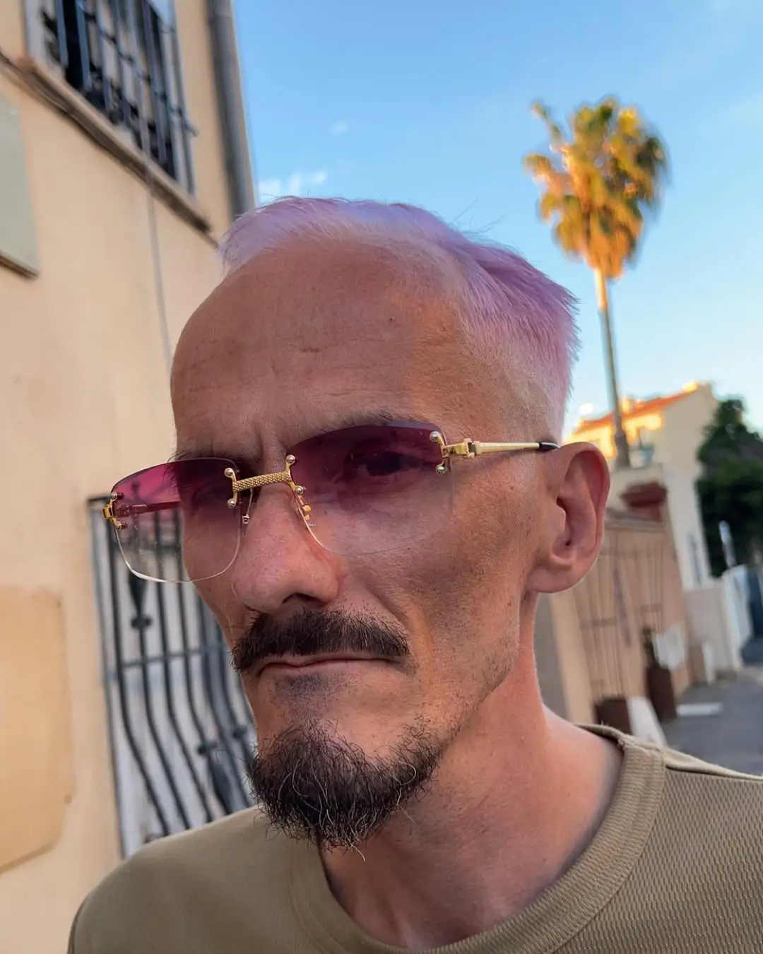 Medical examiners believe that Graven's death was not liked to the traumatic events that he suffered in the days prior to his passing (Instagram/jeanpormanove)