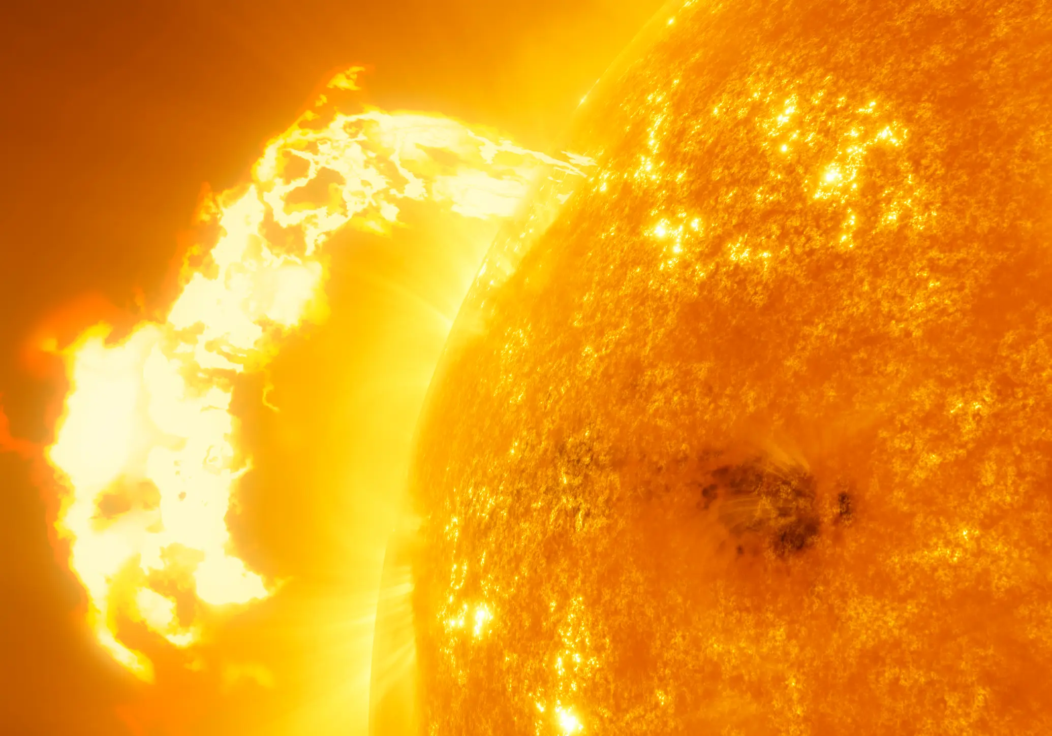 The solar eruption could impact Earth (MARK GARLICK/SCIENCE PHOTO LIBRARY/Getty Images)