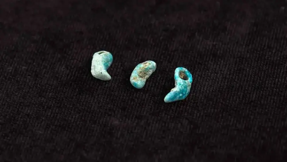 A number of artifacts point toward Lystra's history (IHA)