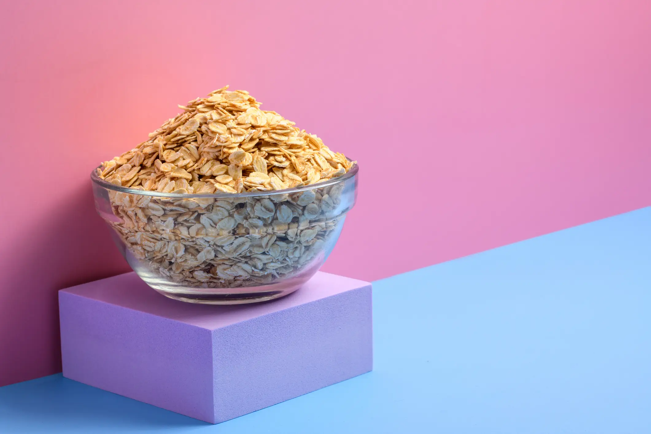 We should be upping our daily fiber intake to a minimum of 25g (Jordan Lye / Getty)