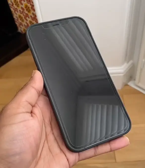 Users are being warned against prolonged tech use / dr.karanr/TikTok