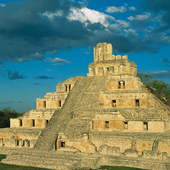 Tuul & Bruno Morandi / Anton Petrus / Getty